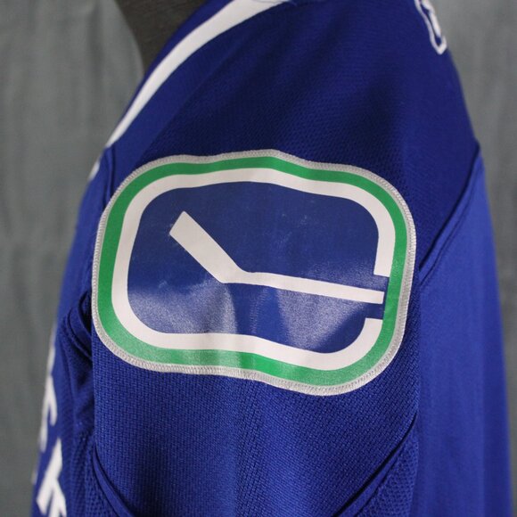 Vancouver Canucks Jersey (Retro) - Home Jersey by Reebok - Men's XL - Picture 5 of 9